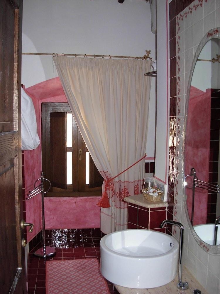 Anticos Palathos Orosei