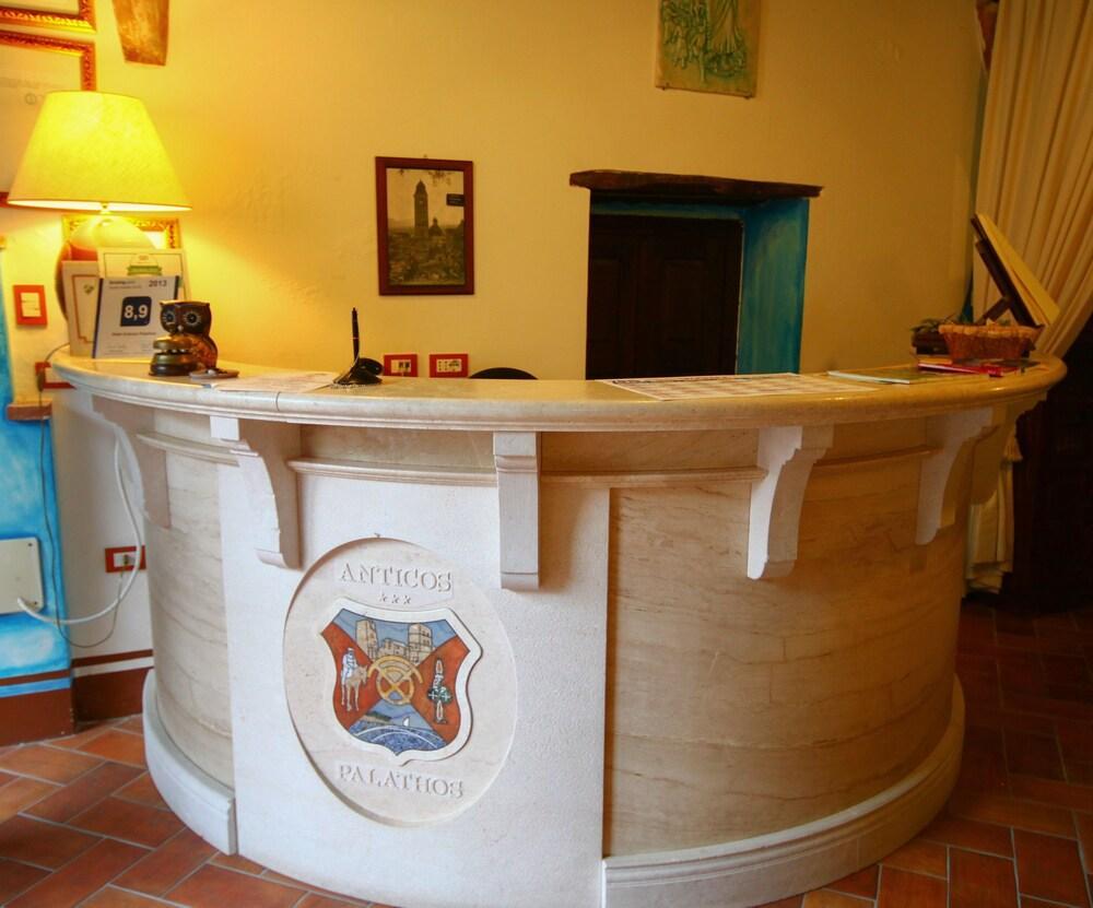 Anticos Palathos Hotel 3*