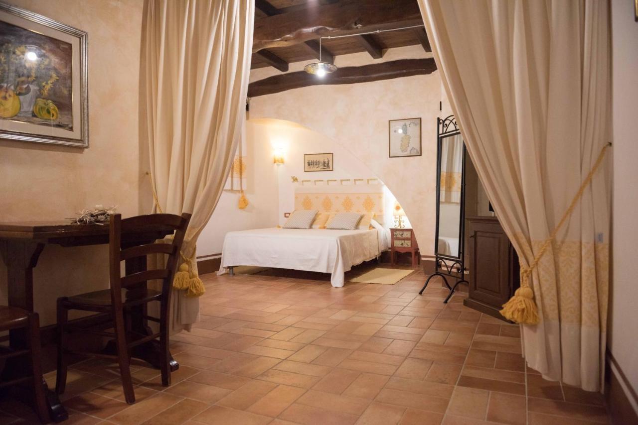 Anticos Palathos 3* Orosei